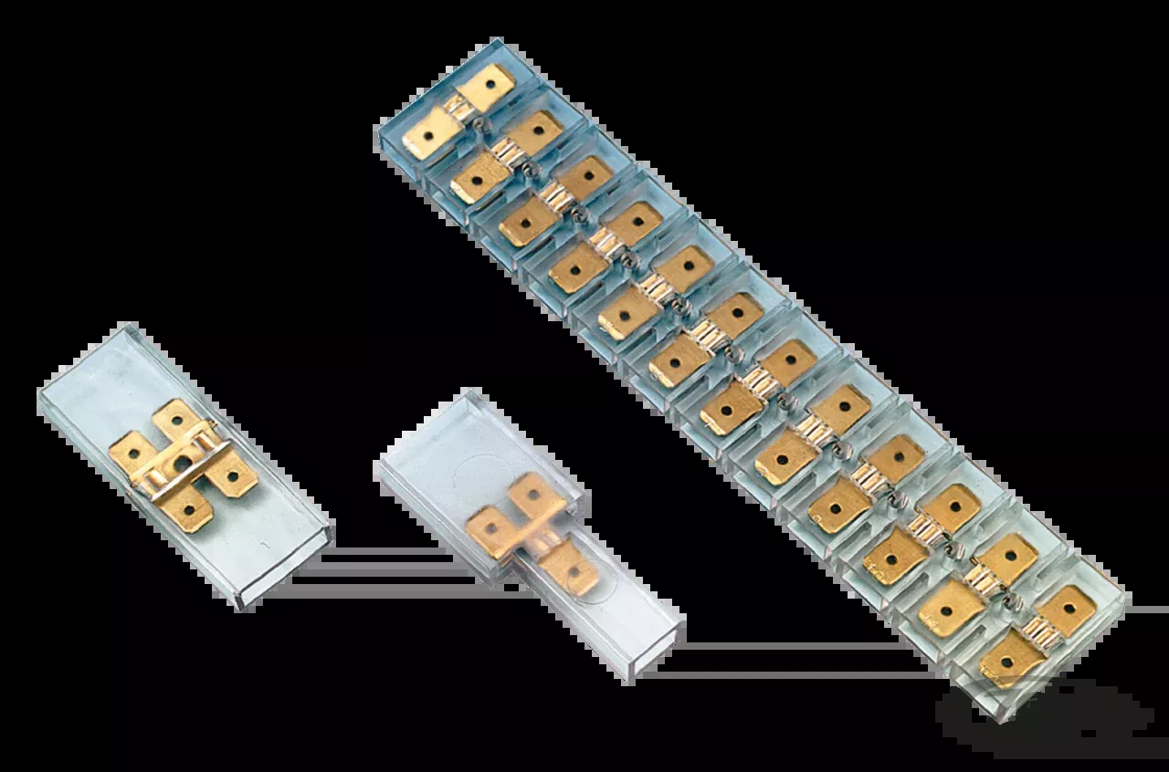 Flatplug female connector strip 138-28-8 each For Harley-Davidson