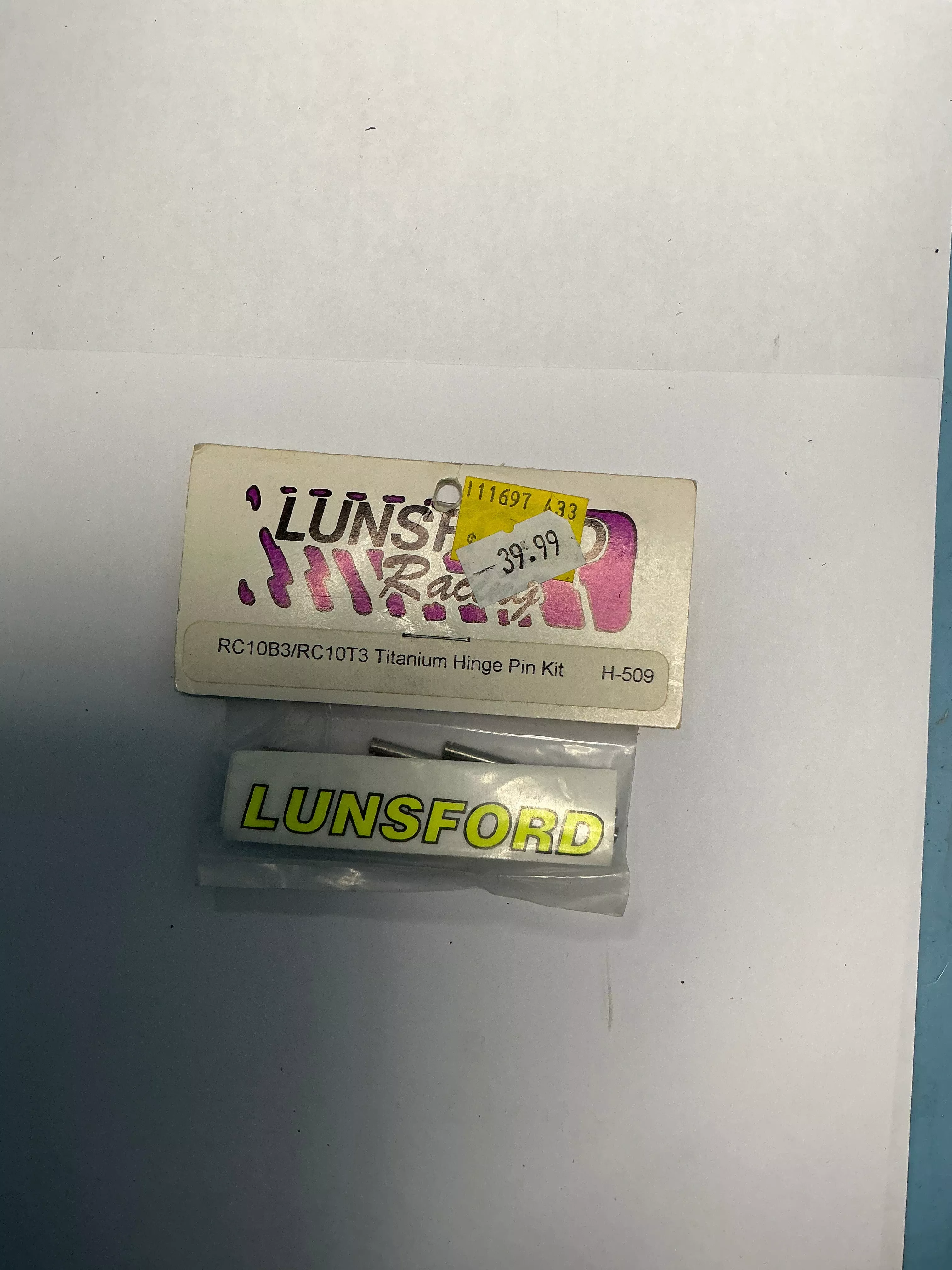 LUNSFORD RC10B3/RC10T3 Titanium Hinge Pin Kit H509