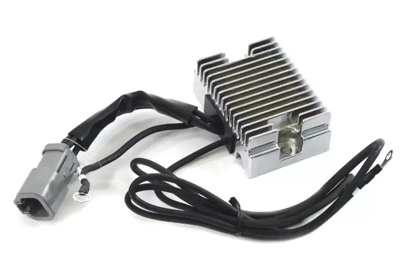 Regulator 38 Amp Chrome with Oval Plug