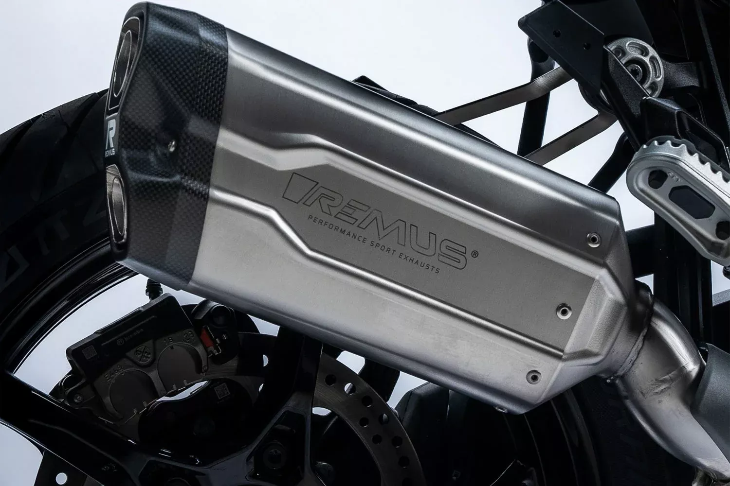 Remus - 8 2.0 Racing Slip-on Rear Silencer for the R 1300 RT