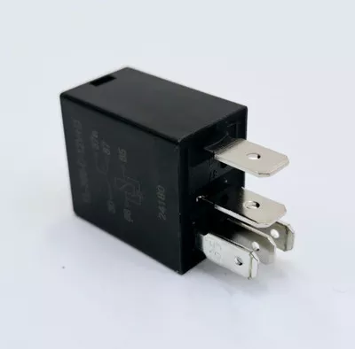 SMP 12 Volt 15 Amp Micro Starter Relay with Built-In Diode for 2000-2011 Harley Big Twin Softail, Dyna, Electra Glide, Street Glide, Road Glide, Road King & 2002-2005 V-Rod VRSC Models - Fully Potted Water Tight Seal - Replaces HD# 31522-00