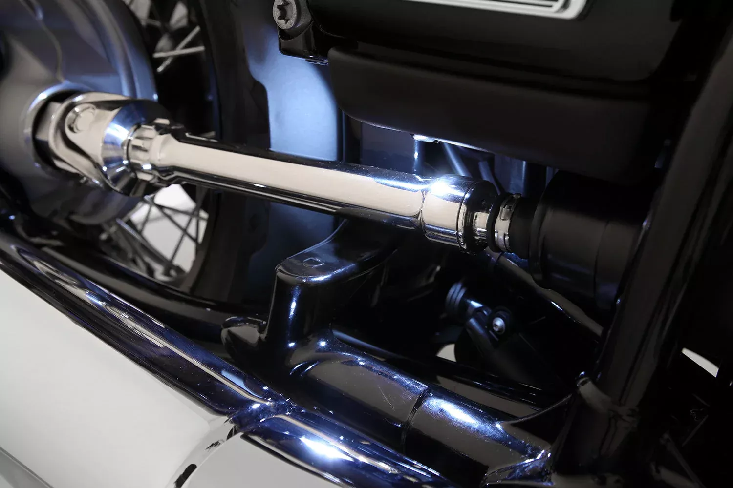 Wunderlich - Cardan Shaft Lighting for BMW R 18 (2020- )