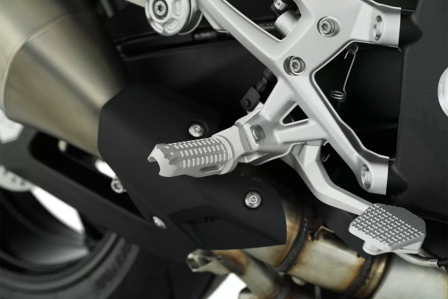 Wunderlich - Lower Footrests Ergo-Comfort for BMW S 1000 R (2021 - 2024)