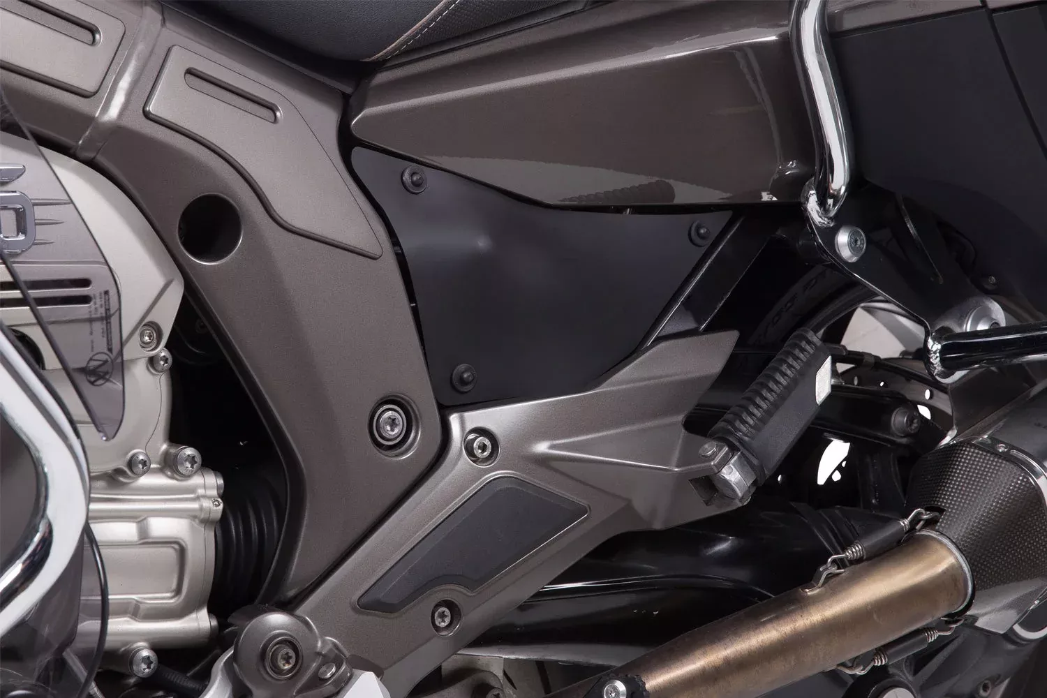 Wunderlich - Side Cover Kit for BMW K 1600 GTL (-2016)